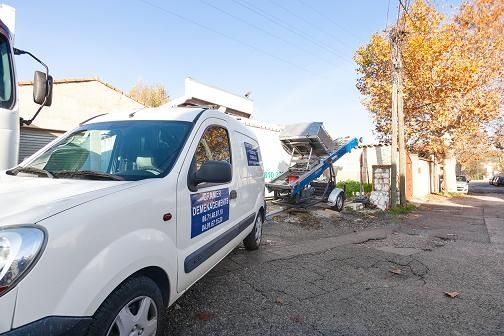 Les Déménageurs Bretons à Aix-en-Provence : Votre Partenaire de Confiance