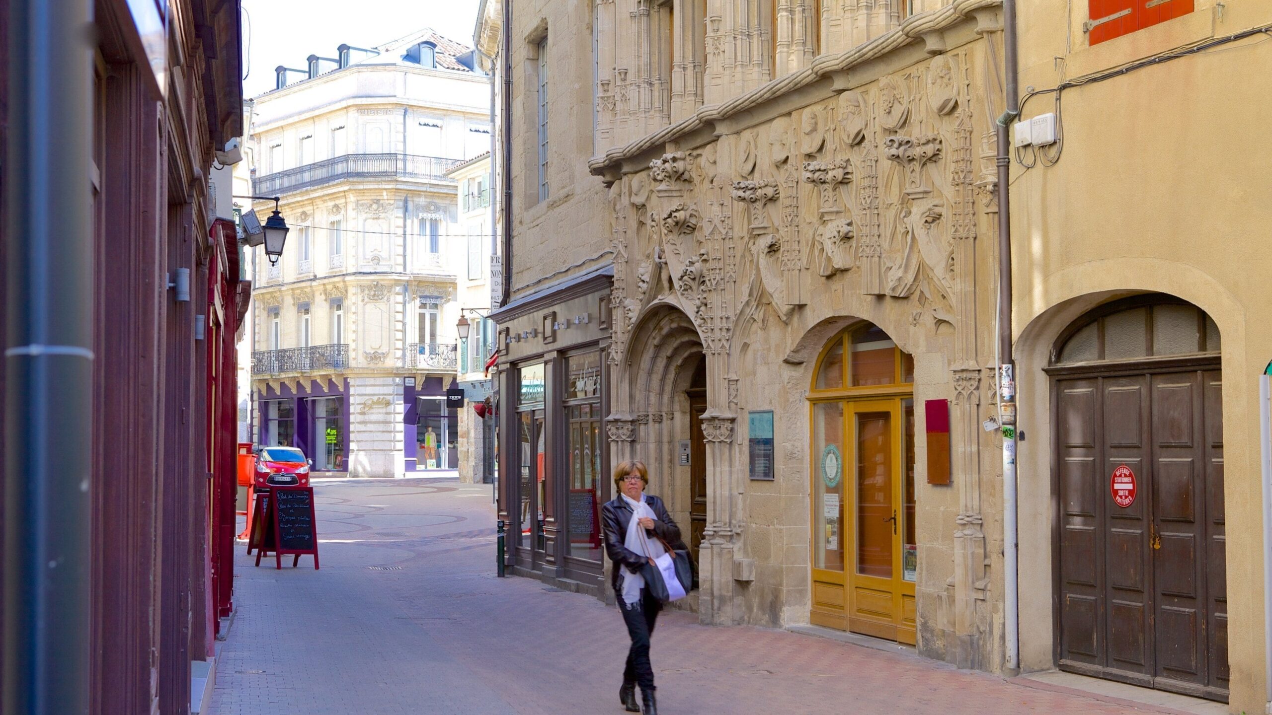 Guide Touristique de Valence: Découvrez les Trésors de la Drôme