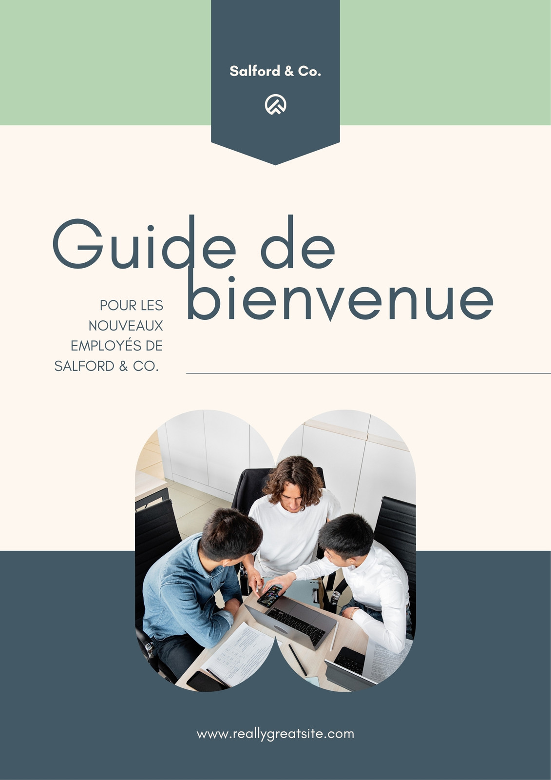 Les Avantages des Guides Touristiques Gratuits : Votre Allié Pour une Exploration Sans Frais